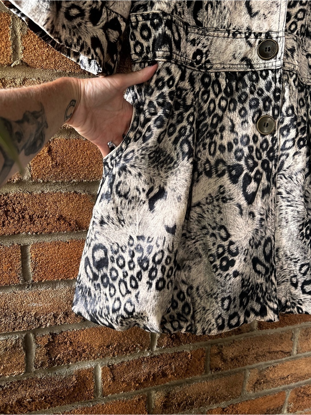 Red Coral Animal Print Leopard Bubble Hem Statement Coat Bell Sleeve L - Picture 9 of 16